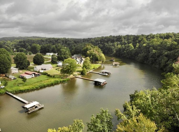 The Aries-A Stargazing, Luxury Glamping Tent Rogersville エクステリア 写真