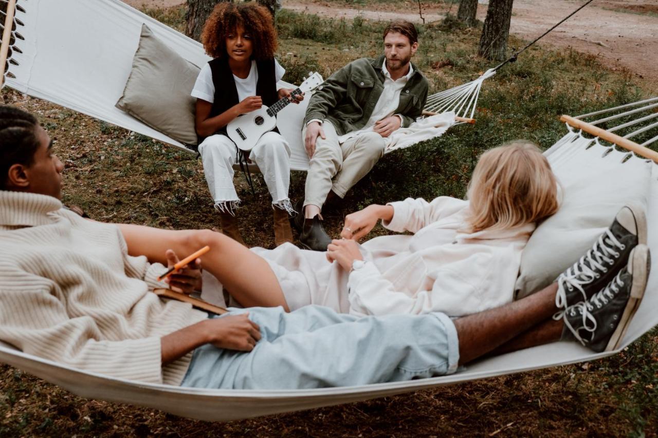 The Aries-A Stargazing, Luxury Glamping Tent Rogersville エクステリア 写真