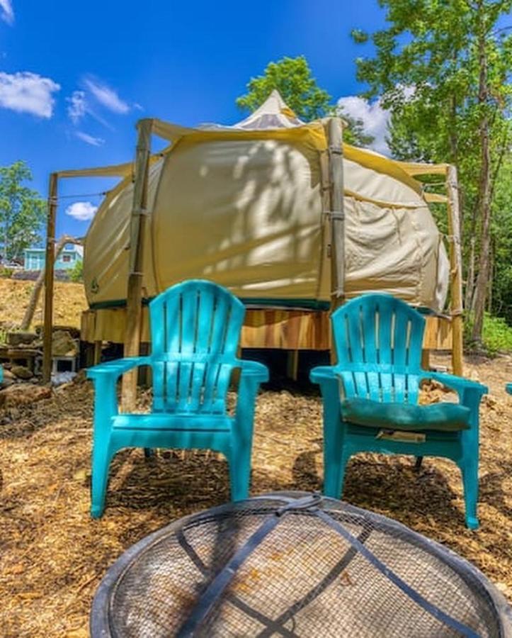 The Aries-A Stargazing, Luxury Glamping Tent Rogersville エクステリア 写真